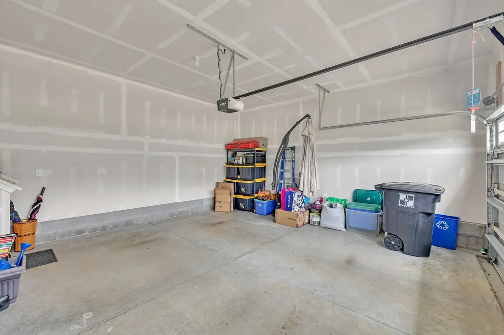 1905 Quail Run Way Spring Hill TN 37174