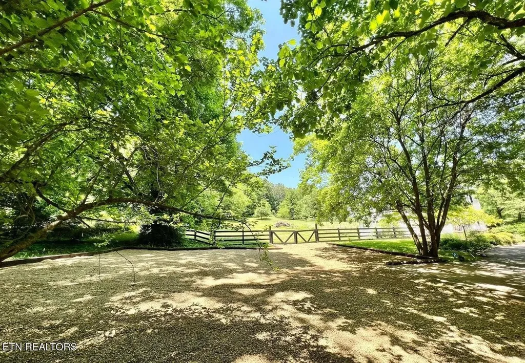 3303 Delrose Drive Knoxville TN 37914