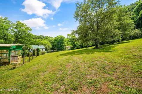 3303 Delrose Drive Knoxville TN 37914