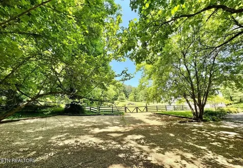 3303 Delrose Drive Knoxville TN 37914