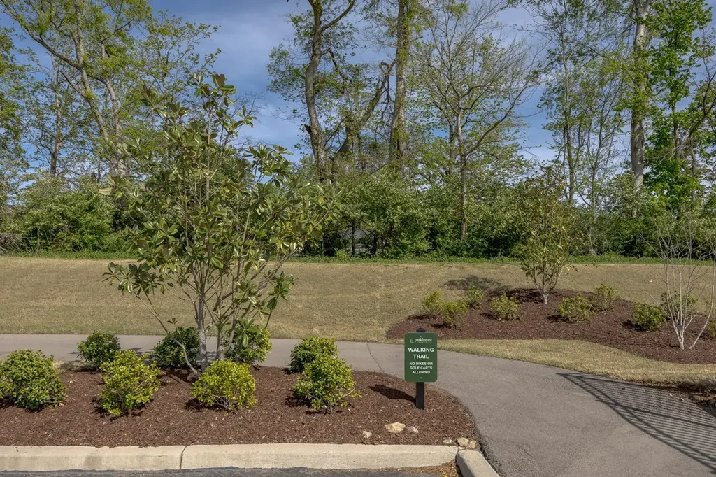 6046 Parkhaven Boulevard Hermitage TN 37076