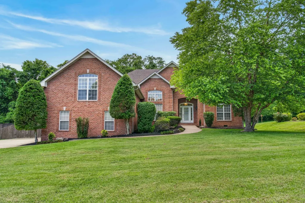 1015 Stafford Court Hendersonville TN 37075