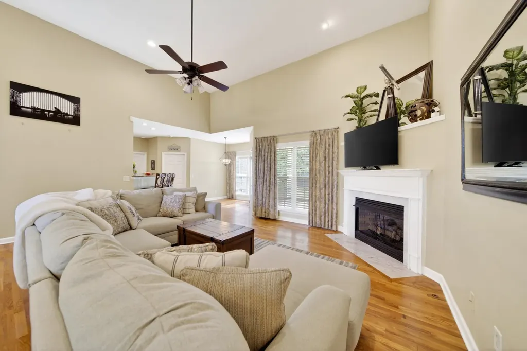 1015 Stafford Court Hendersonville TN 37075