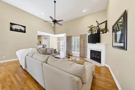 1015 Stafford Court Hendersonville TN 37075