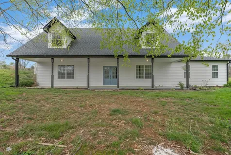 90 Day Road Leoma TN 38468
