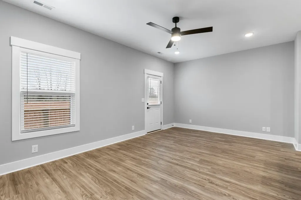 106 Jonathan Wade Circle Clarksville TN 37043