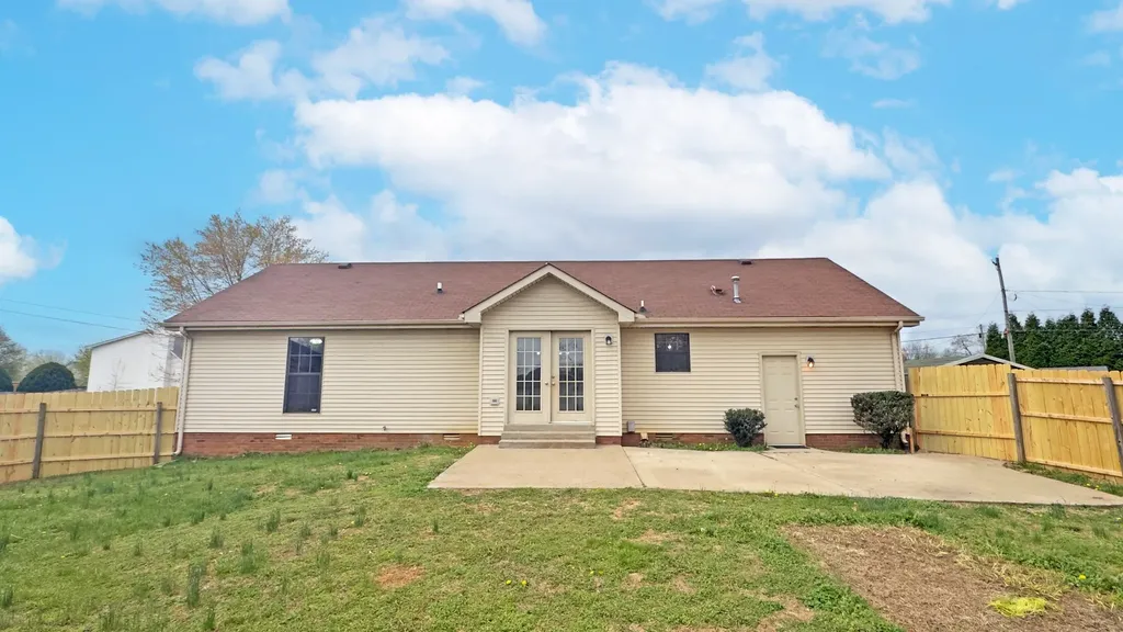 329 Northridge Drive Clarksville TN 37042