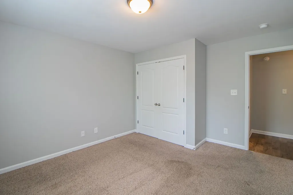 1718 Thistlewood Drive #H Clarksville TN 37042