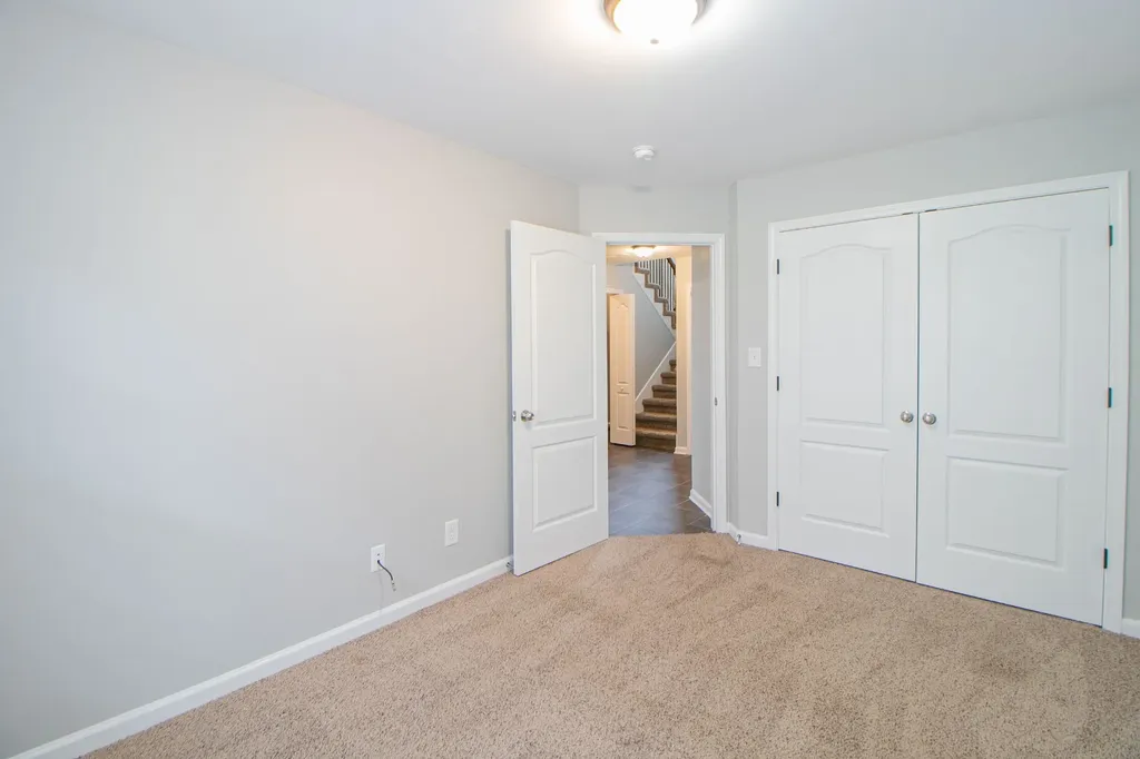 1718 Thistlewood Drive #H Clarksville TN 37042