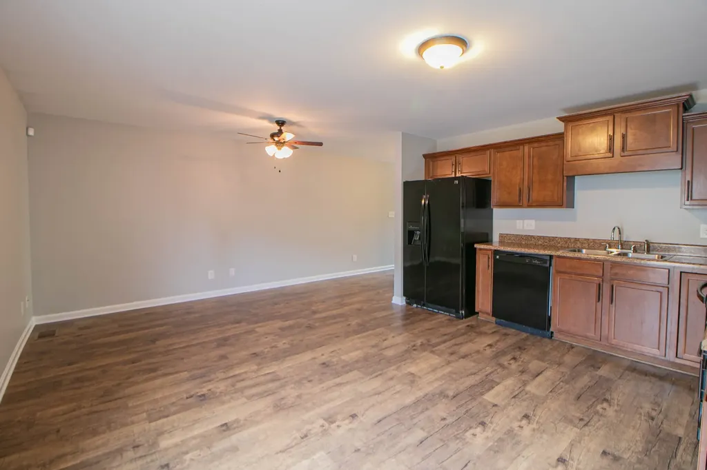 1718 Thistlewood Drive #H Clarksville TN 37042