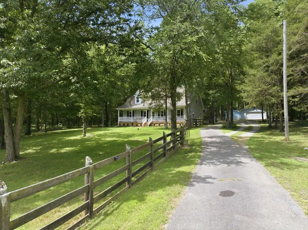 4860 Pyles Road Chapel Hill TN 37034