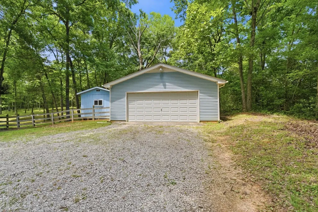 4860 Pyles Road Chapel Hill TN 37034