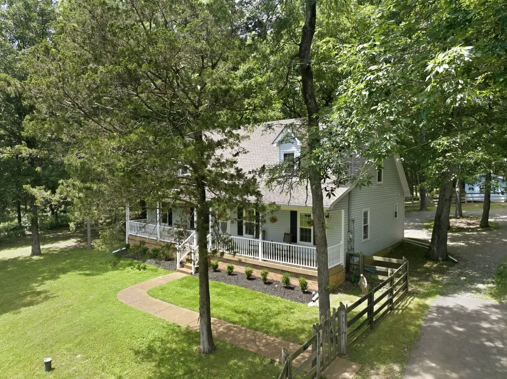 4860 Pyles Road Chapel Hill TN 37034