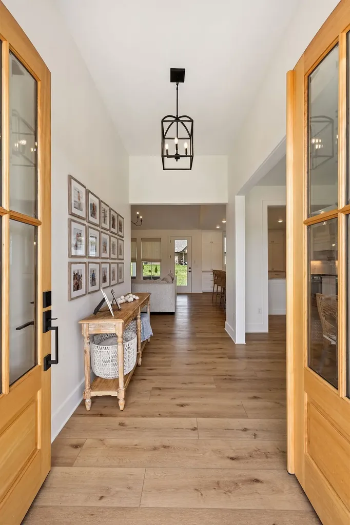 134 Hurst Drive Leoma TN 38468