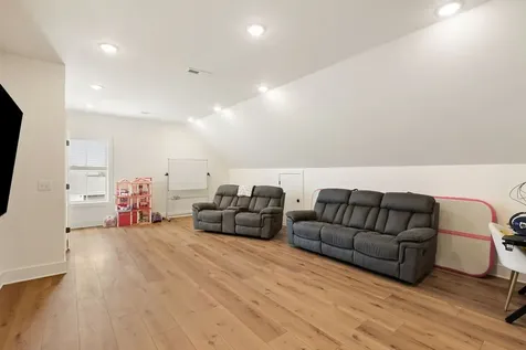 134 Hurst Drive Leoma TN 38468
