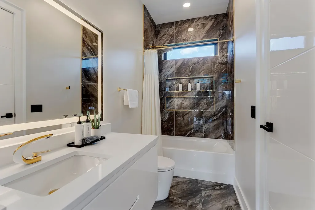 2111 Cahal Avenue Nashville TN 37206