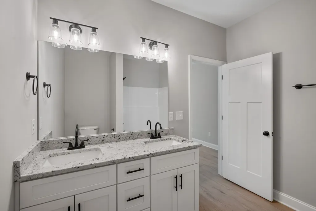 90 Stone Gate Lane Hartsville TN 37074