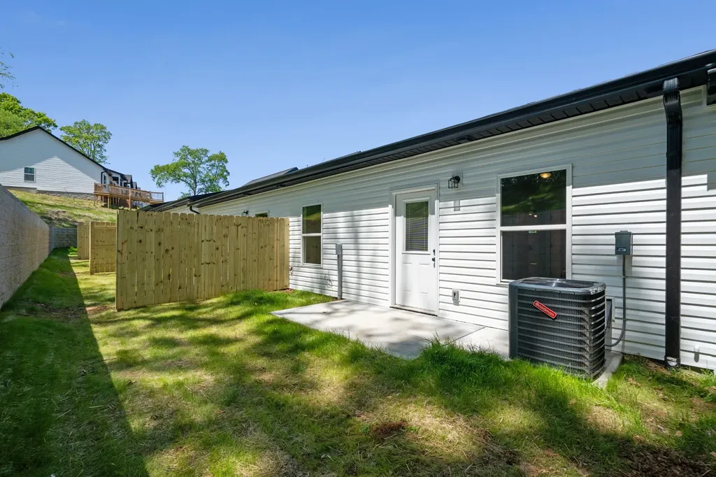 90 Stone Gate Lane Hartsville TN 37074