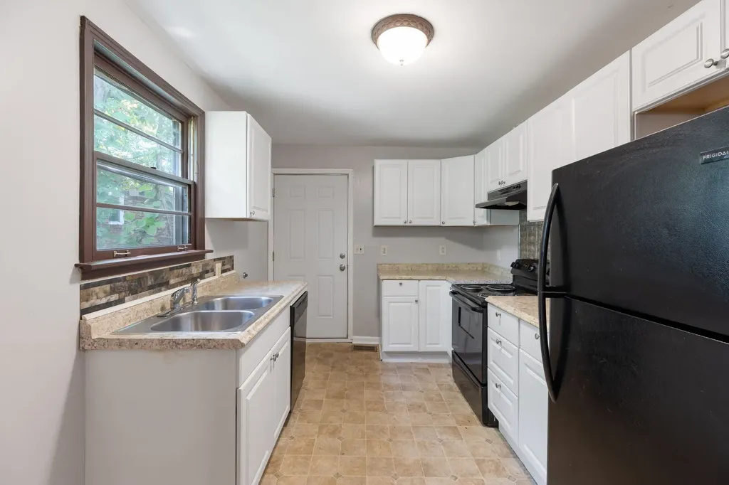 2740 Jones Avenue Nashville TN 37207