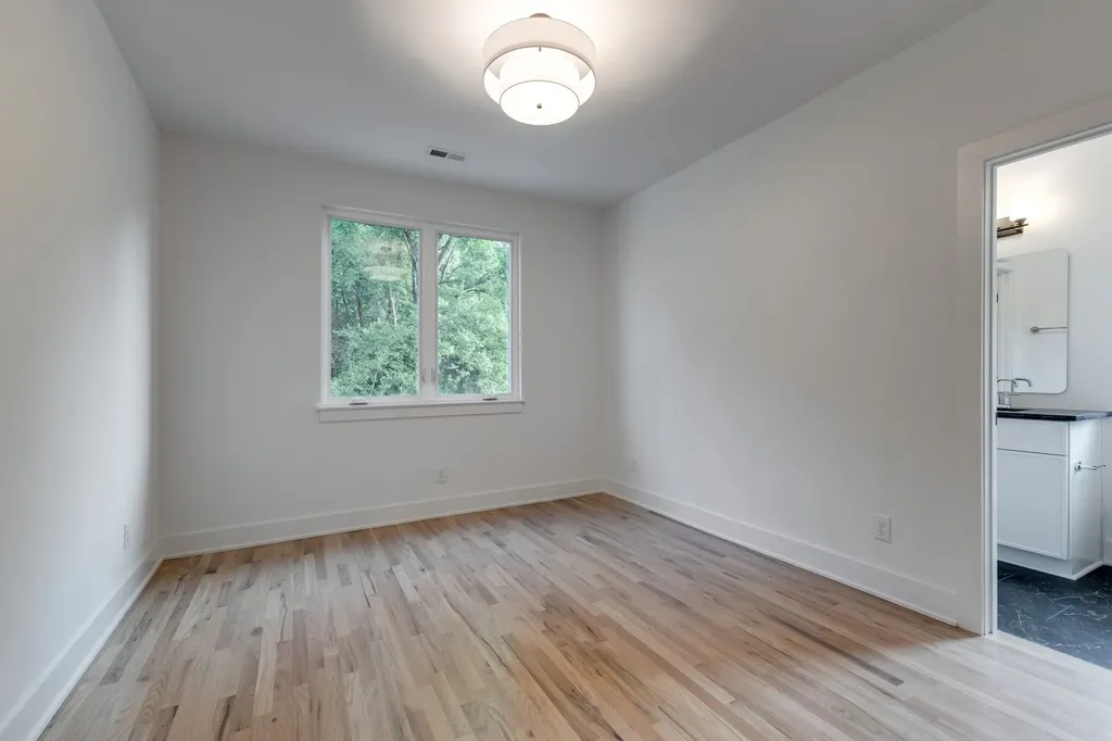 5903 Maxon Avenue Nashville TN 37209