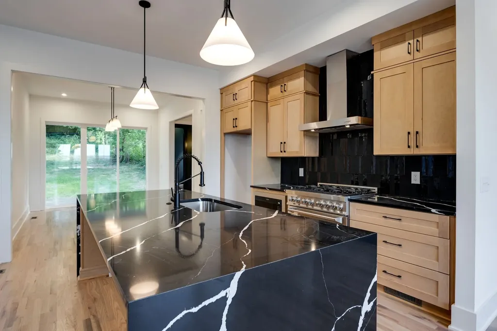5903 Maxon Avenue Nashville TN 37209
