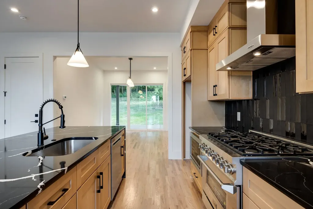 5903 Maxon Avenue Nashville TN 37209