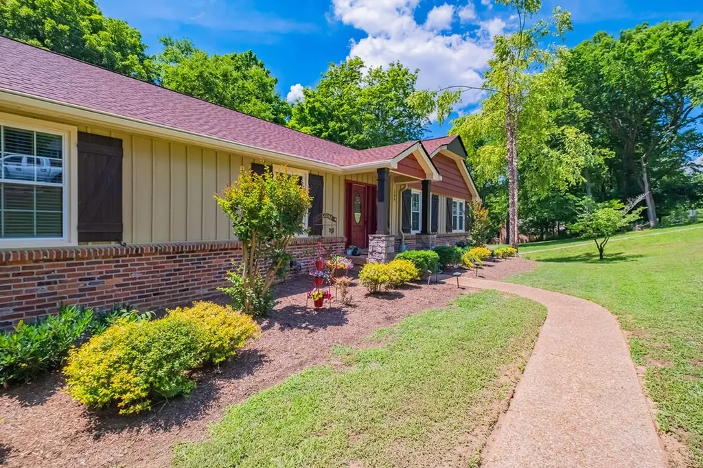 104 Trout Valley Drive Hendersonville TN 37075