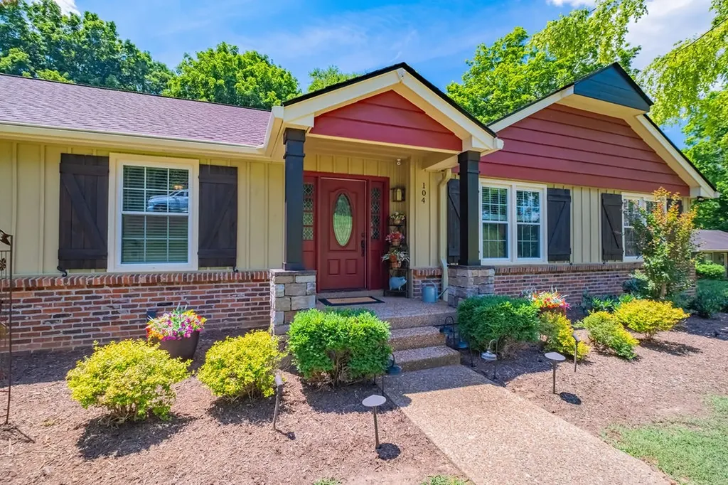 104 Trout Valley Drive Hendersonville TN 37075