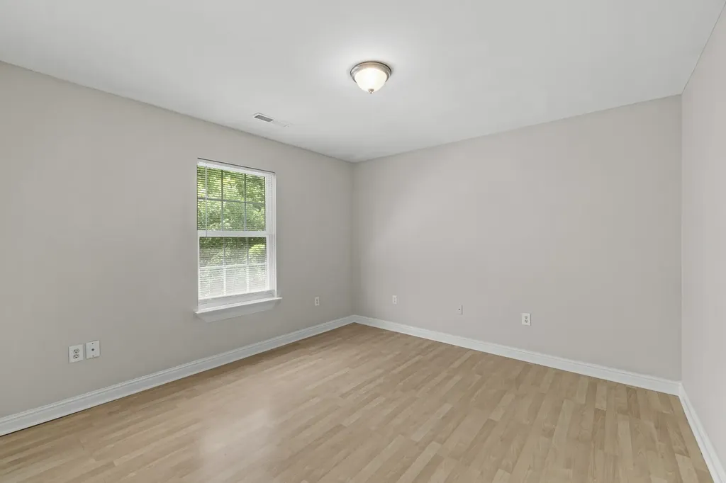5048 Appalachain Drive Goodlettsville TN 37072