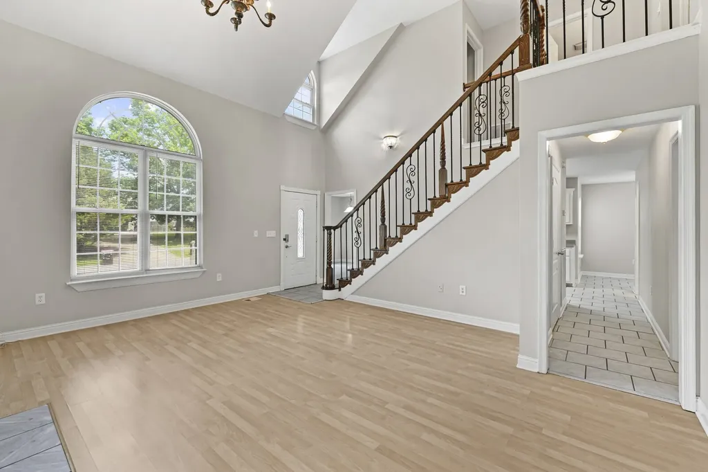 5048 Appalachain Drive Goodlettsville TN 37072