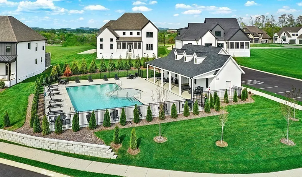 1921 Harmony Road Spring Hill TN 37174