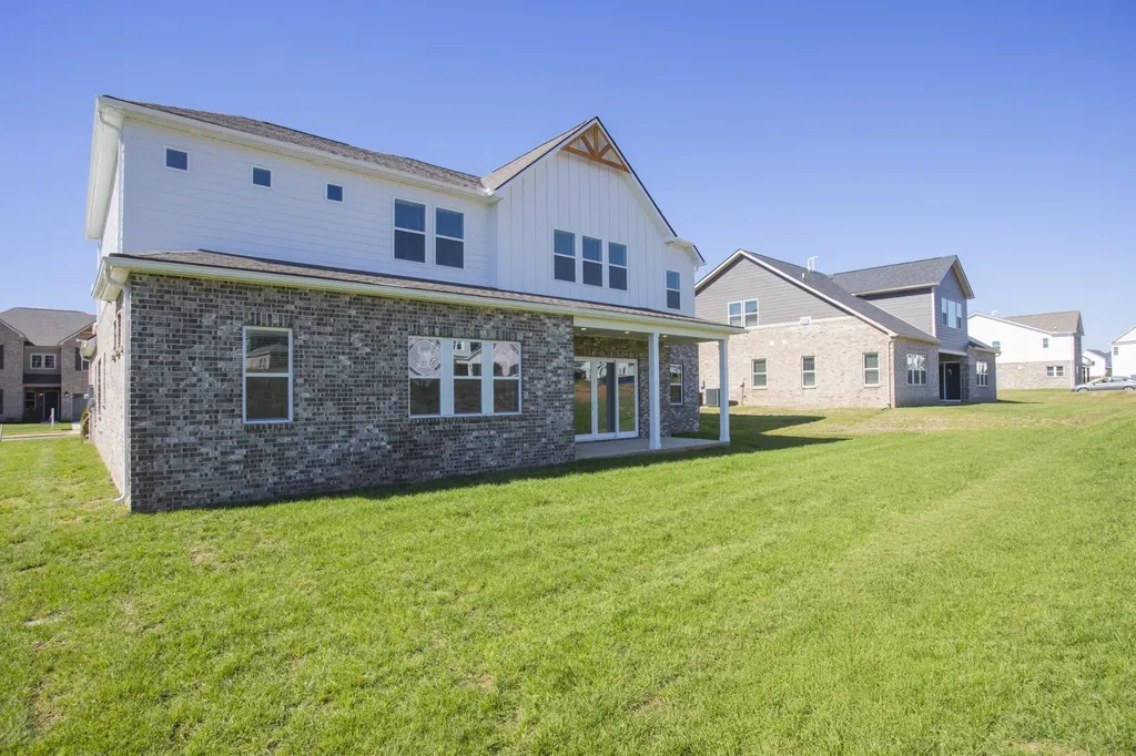 1921 Harmony Road Spring Hill TN 37174