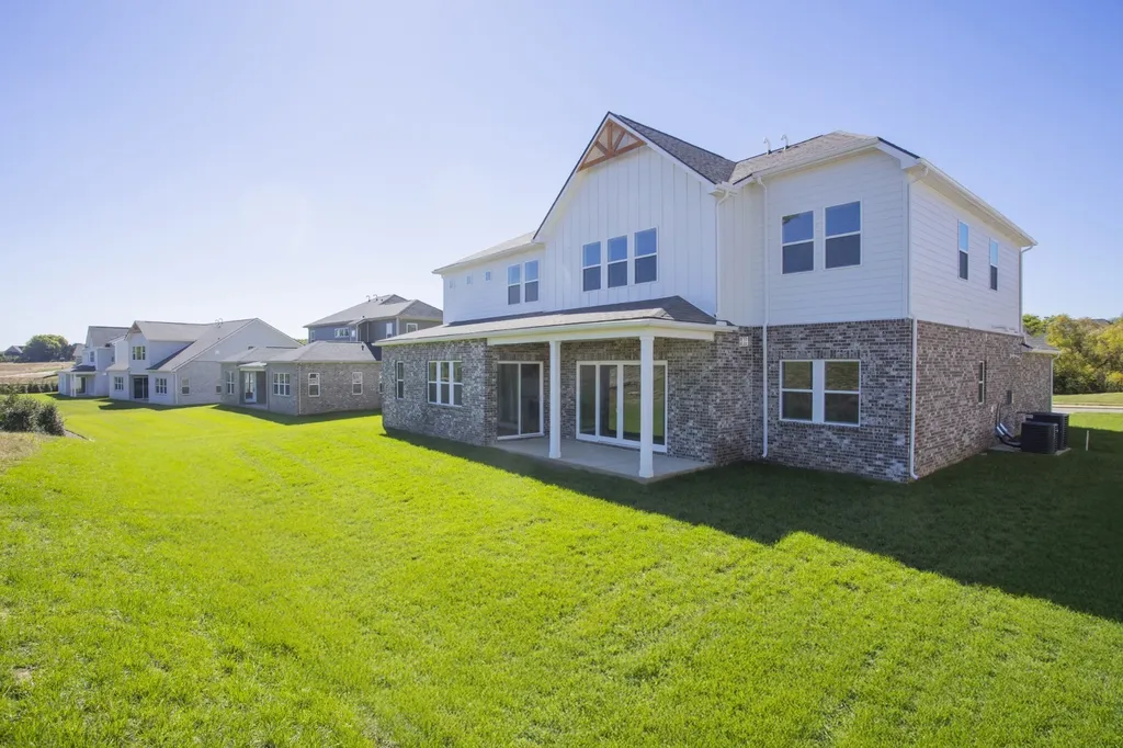 1921 Harmony Road Spring Hill TN 37174