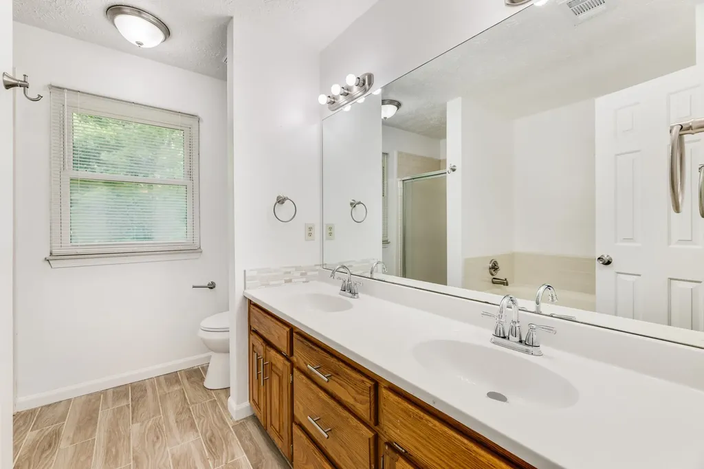 4208 New Hope Meadow Road Hermitage TN 37076