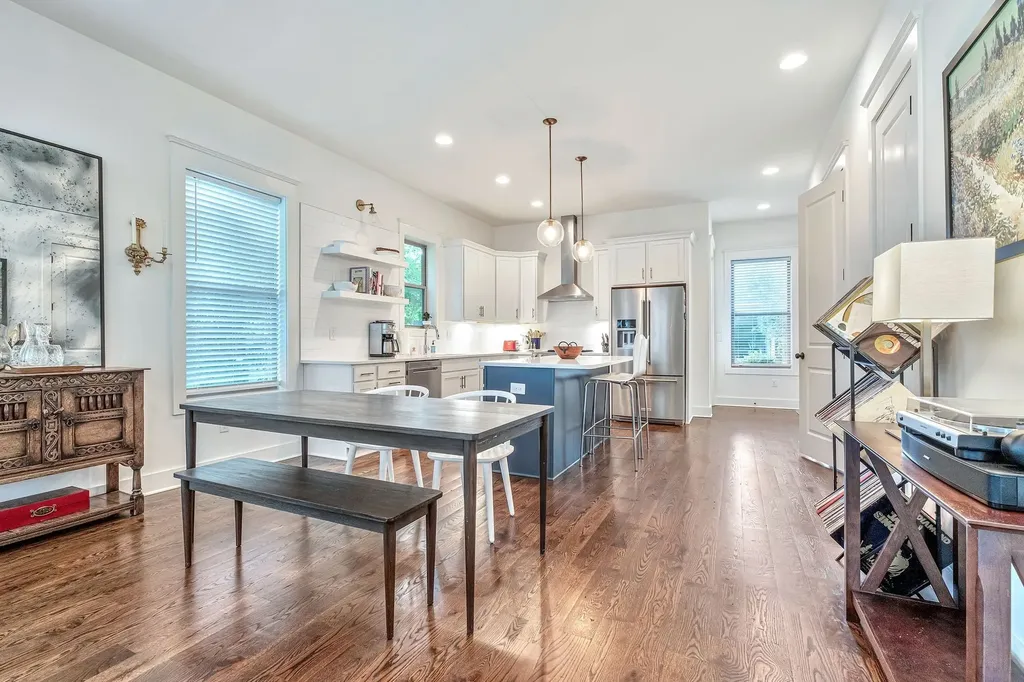 1510B 10th Ave, N Nashville TN 37208