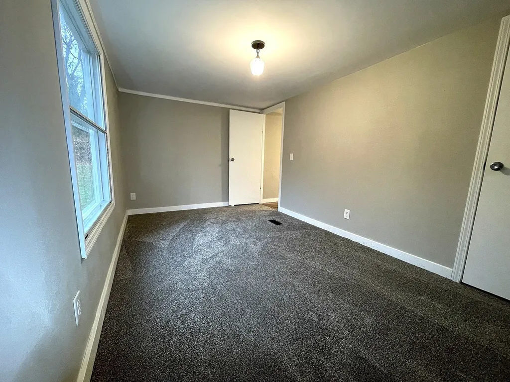 303 Conger Street Cumberland City TN 37050