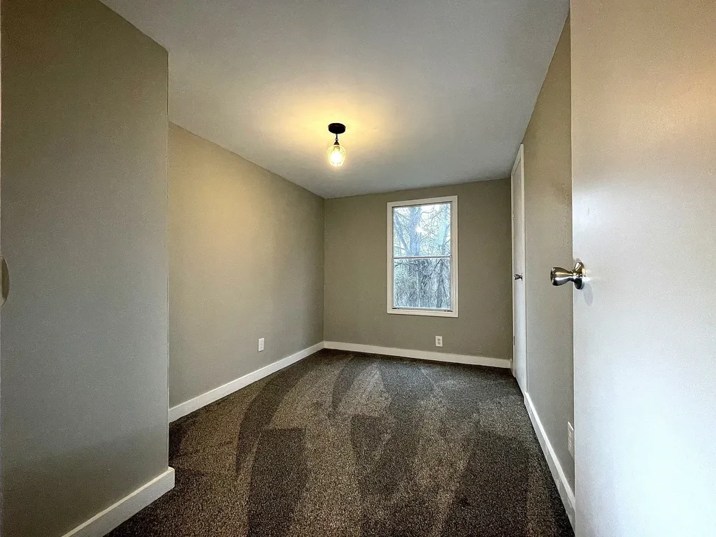 303 Conger Street Cumberland City TN 37050