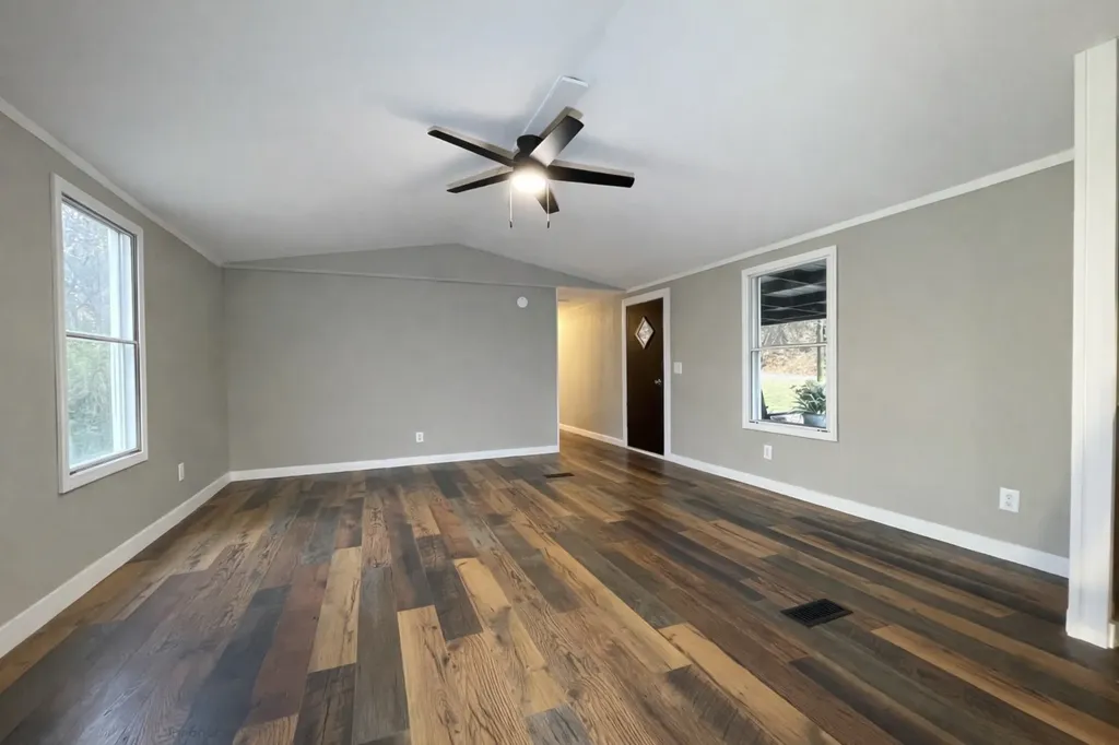 303 Conger Street Cumberland City TN 37050