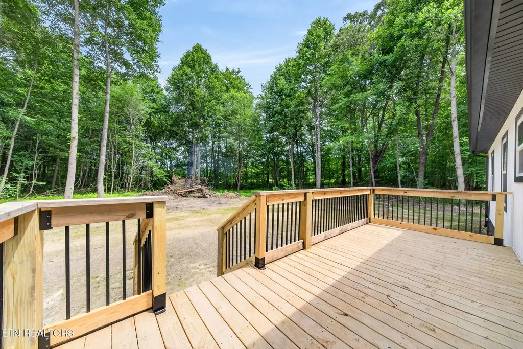 301 Hilltop Drive Crossville TN 38555