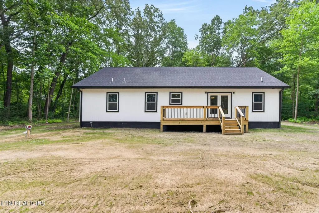 301 Hilltop Drive Crossville TN 38555