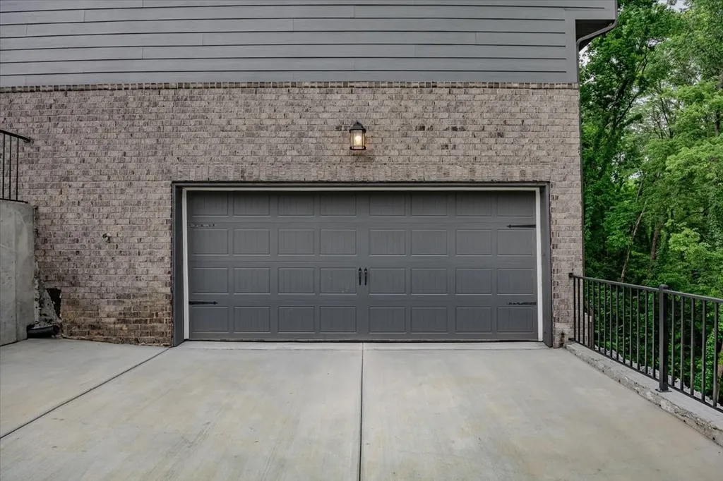 701 Harpeth Knoll Court Nashville TN 37221