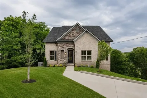 701 Harpeth Knoll Court Nashville TN 37221