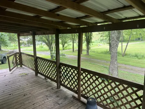 32 Patterson Lane Pleasant Shade TN 37145