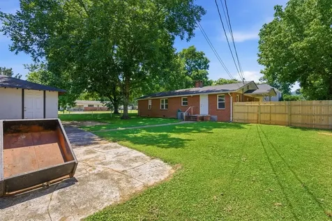 1819 Hamilton Avenue South Pittsburg TN 37380