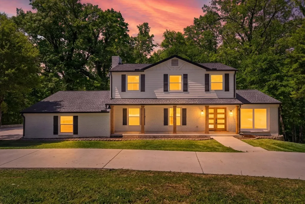 1640 Simpson Drive Clarksville TN 37043