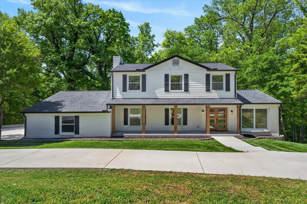 1640 Simpson Drive Clarksville TN 37043