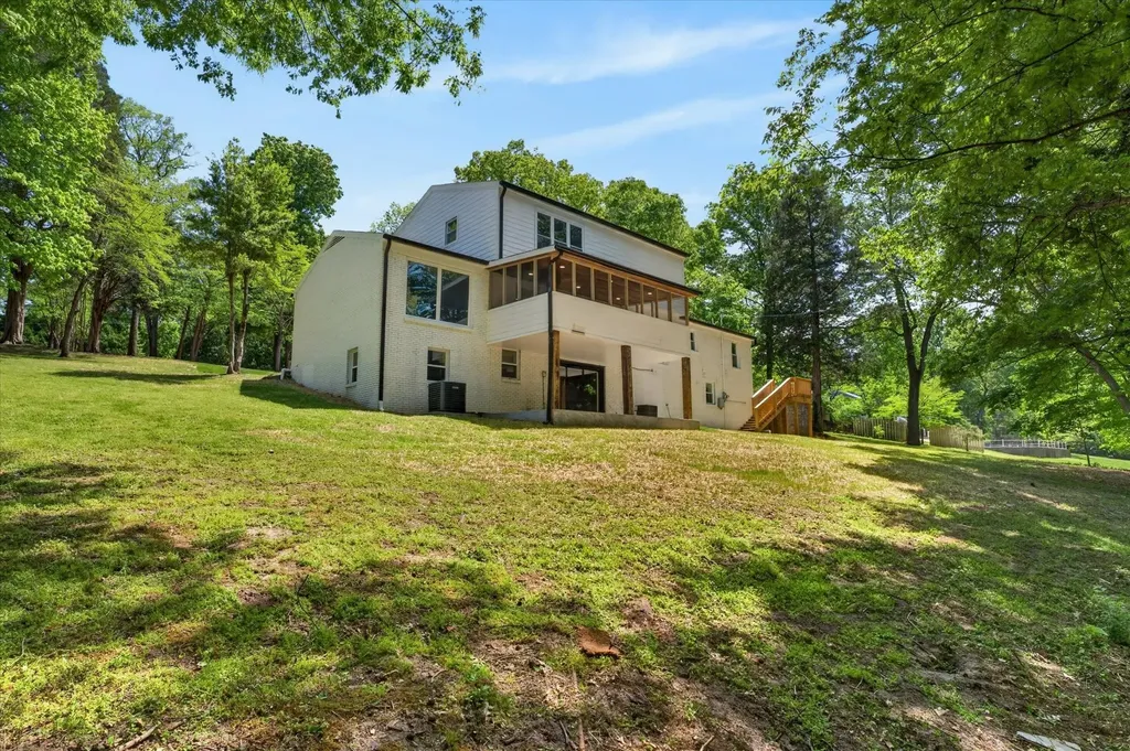 1640 Simpson Drive Clarksville TN 37043
