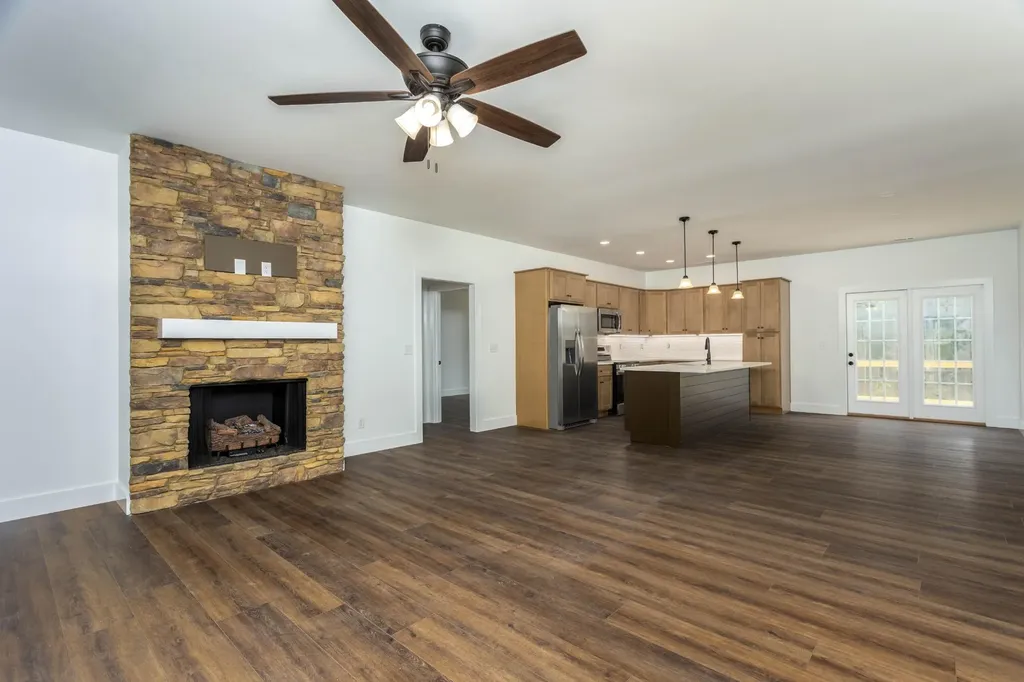 11944 Old Dayton Pike Soddy Daisy TN 37379