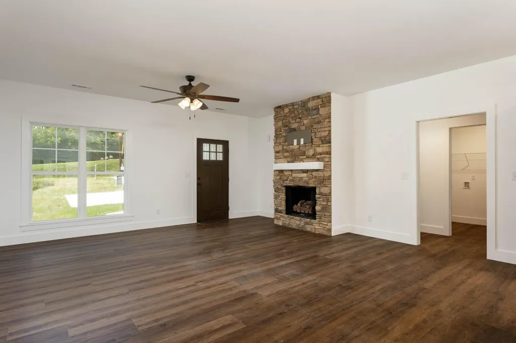 11944 Old Dayton Pike Soddy Daisy TN 37379