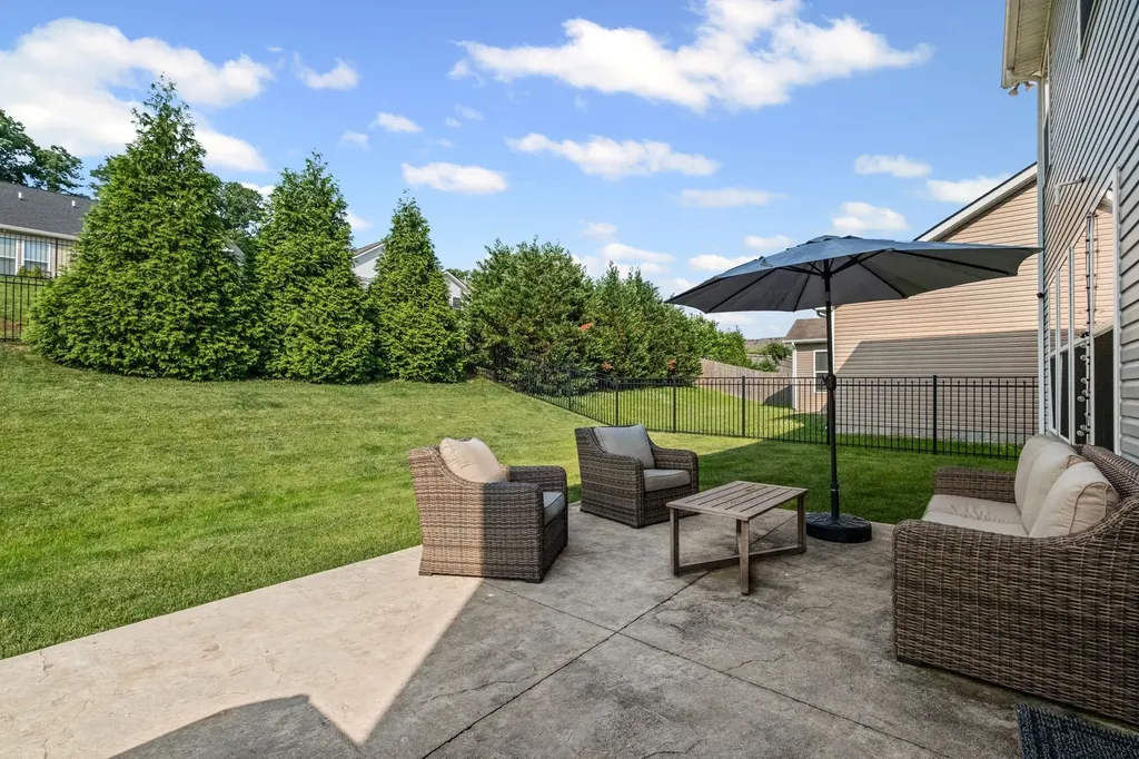 1872 Stonewater Drive Hermitage TN 37076